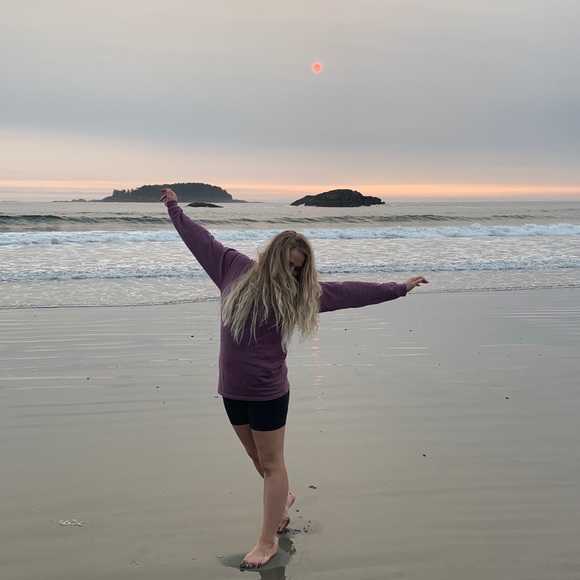 Meet your Posher, Brittany - Picture 1 of 1